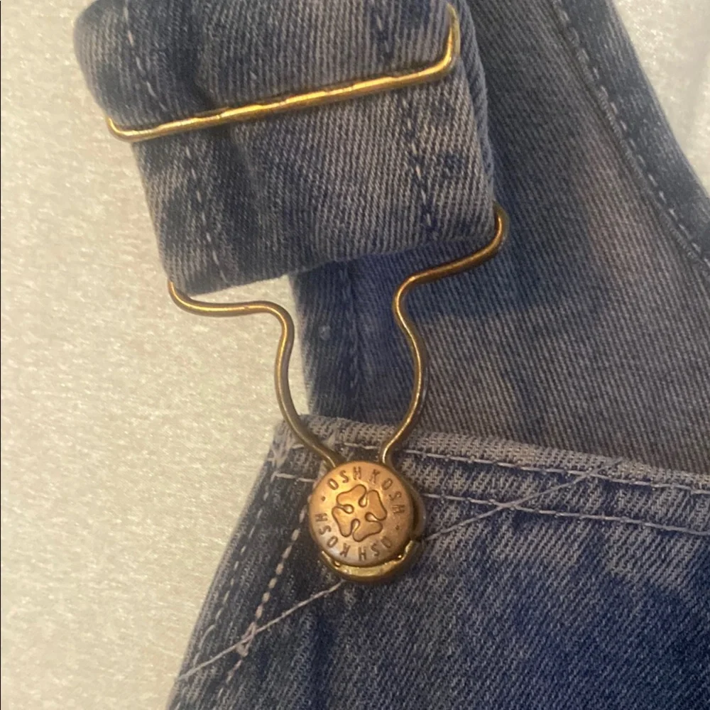 Vintage OshKosh Men's Blue Denim bib Overalls - Picture 4 of 10